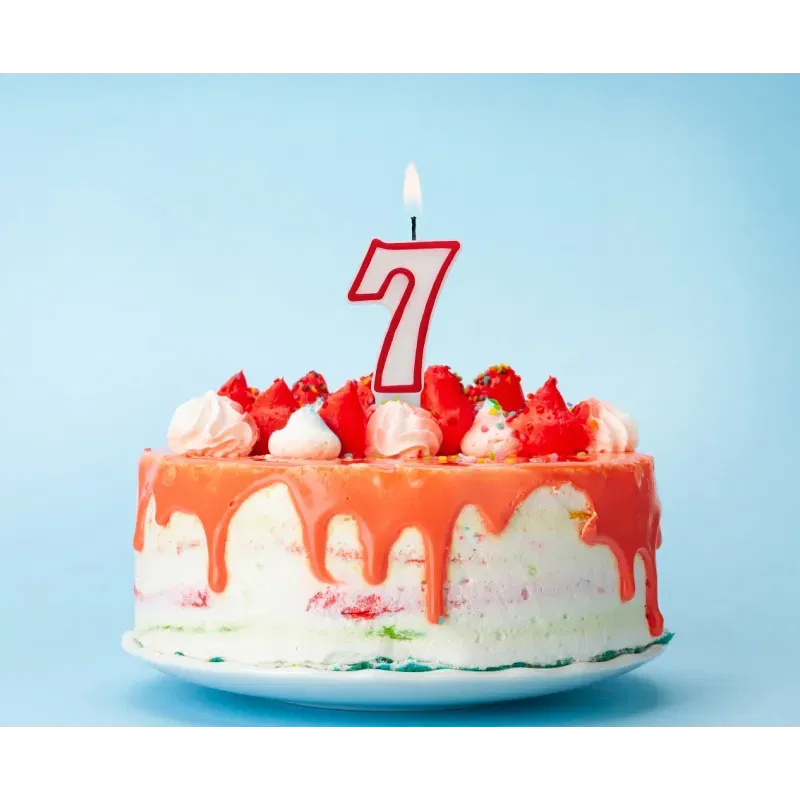 Cyfra "7", czerwony kontur