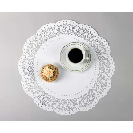 Serwetki papierowe białe śr. 36 cm / 12 szt.