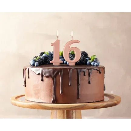 Świeczka cyfra 6 urodziny, metalik różowo-złota, 8 cm Świeczka cyfra 6 urodziny, metalik różowo-złota, 8 cm