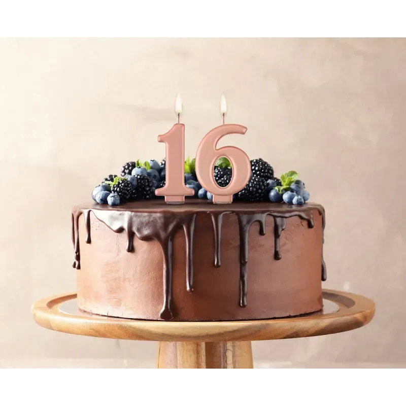 Świeczka cyfra 6 urodziny, metalik różowo-złota, 8 cm Świeczka cyfra 6 urodziny, metalik różowo-złota, 8 cm