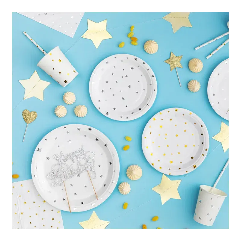 Kubek biały w złote gwiazdki 6szt