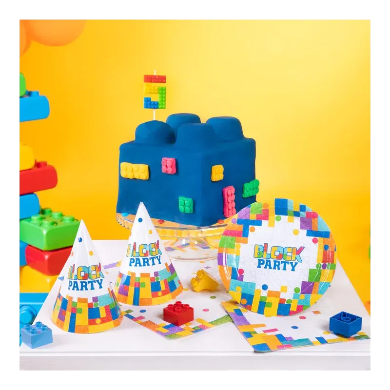 Czapeczki imprezowe Klocki 16x10cm 6szt.