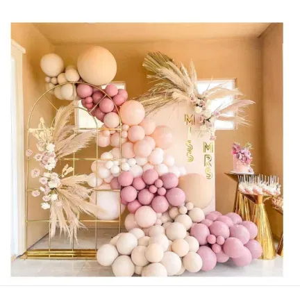 GIRLANDA BALONOWA różowo cielista 129 elementów