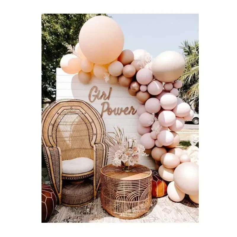 GIRLANDA BALONOWA różowo cielista 129 elementów