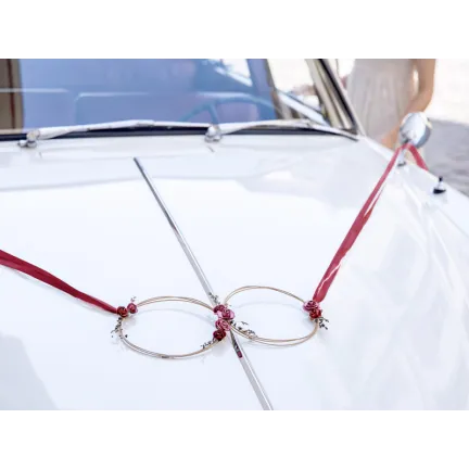 Rattanowe dekoracje na samochód