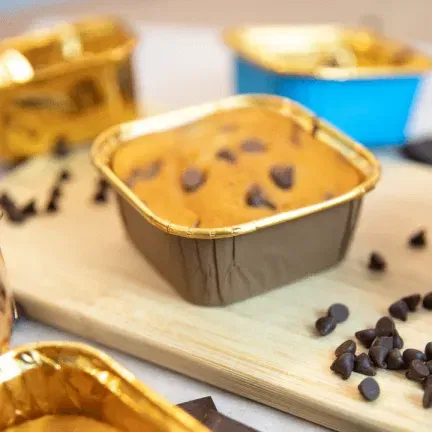 Foremki do pieczenia kwadratowe brązowo-złote 10szt