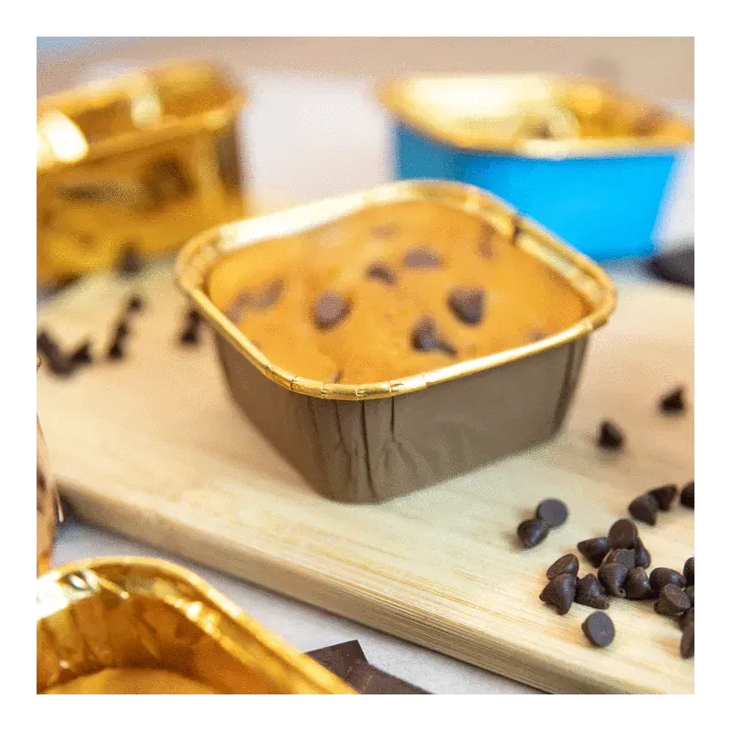 Foremki do pieczenia kwadratowe brązowo-złote 10szt