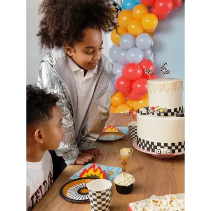 Dekoracje do muffinek Autka, 12 cm, 4szt.