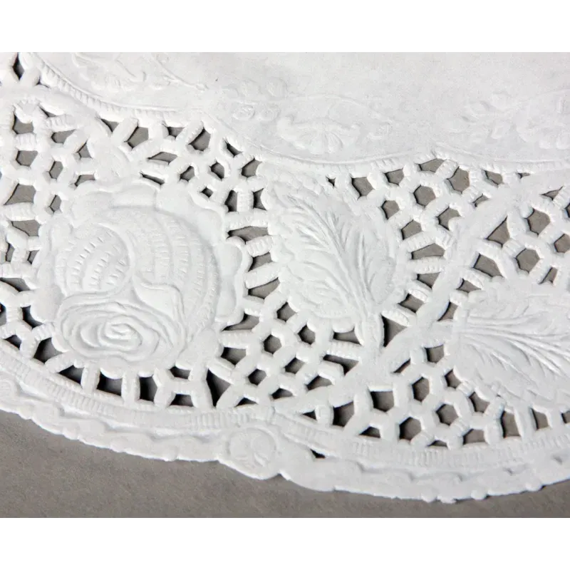 Serwetka dekoracyjna śr. 33 cm 12 szt. Serwetka dekoracyjna śr. 33 cm 12 szt.