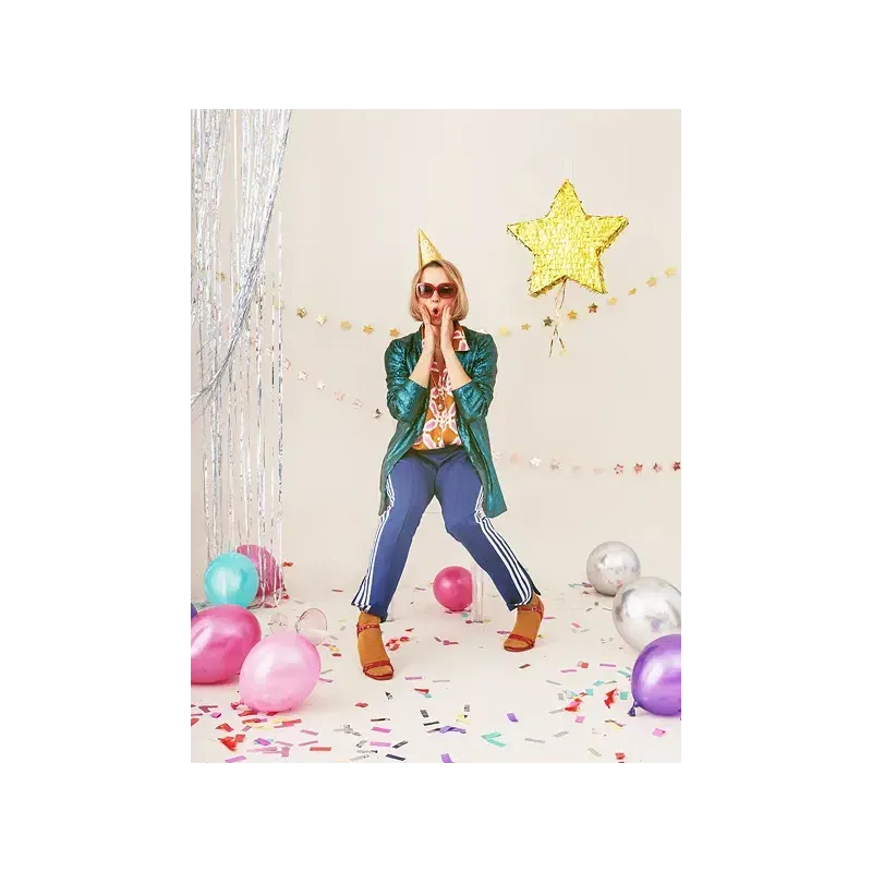 Piniata - Złota Gwiazda, 44.5x42.5x9cm Piniata - Złota Gwiazda, 44.5x42.5x9cm