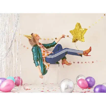 Piniata - Złota Gwiazda, 44.5x42.5x9cm Piniata - Złota Gwiazda, 44.5x42.5x9cm