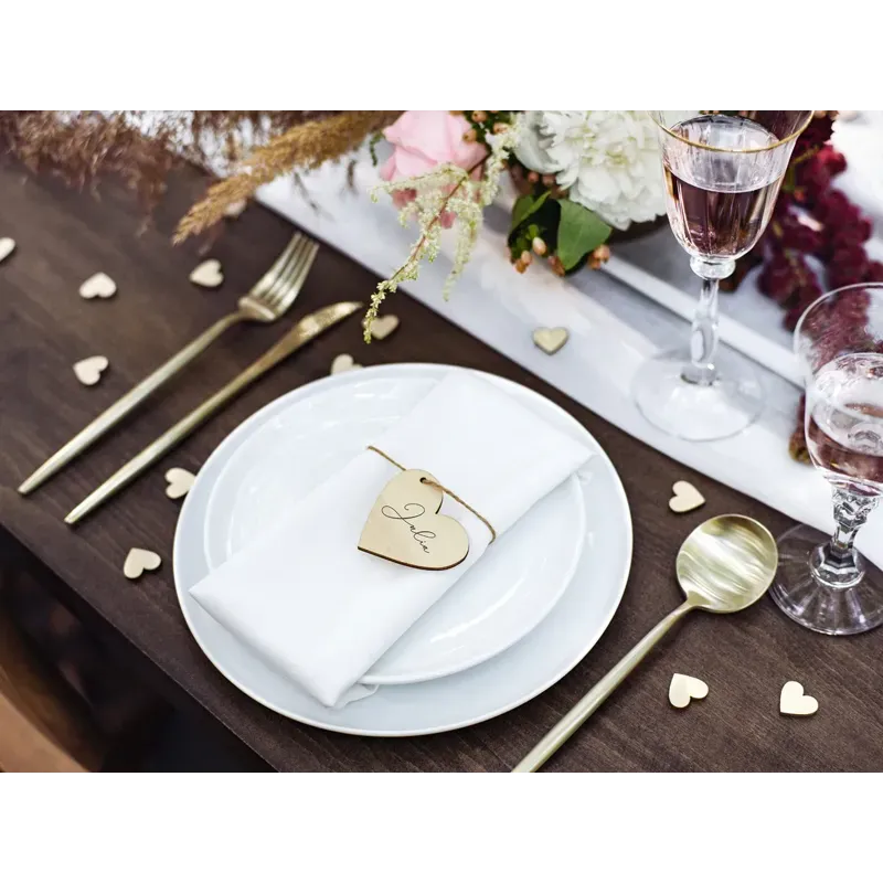 Drewniane konfetti Serca, 2x2cm 50 szt.