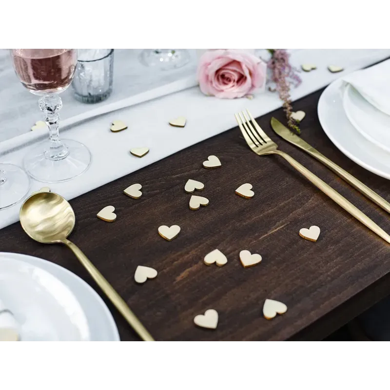 Drewniane konfetti Serca, 2x2cm 50 szt.