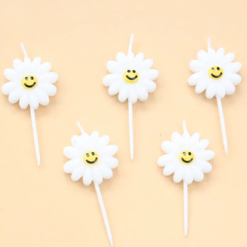 Świeczki dekoracja na TORT stokrotki 5 szt