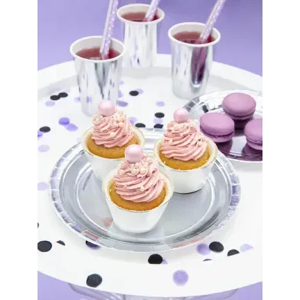 Talerzyki papierowe okrągłe, srebrny, 23cm 6 szt. Talerzyki papierowe okrągłe, srebrny, 23cm 6 szt.