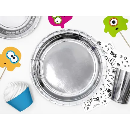 Talerzyki papierowe okrągłe, srebrny, 23cm 6 szt. Talerzyki papierowe okrągłe, srebrny, 23cm 6 szt.