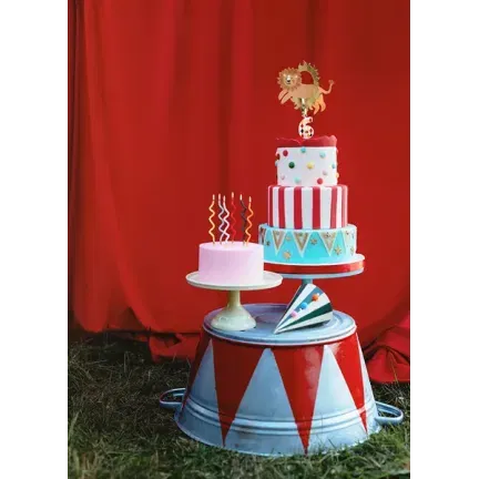 Topper na tort Lew, 16 x 16 cm