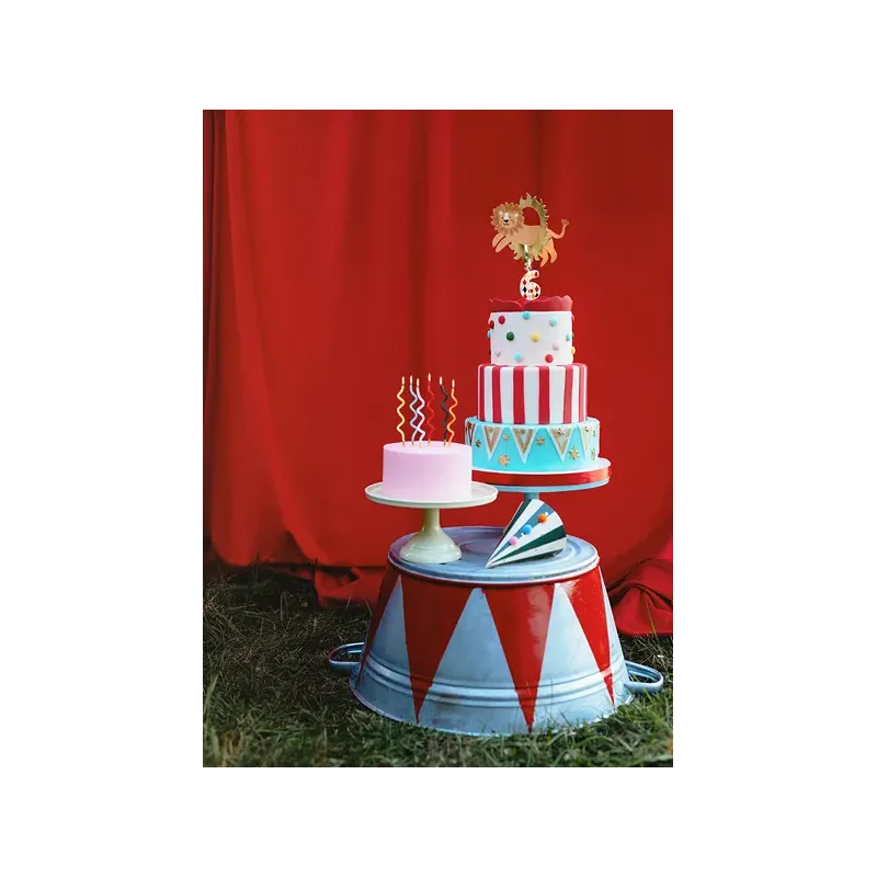 Topper na tort Lew, 16 x 16 cm