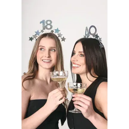 Opaska z gwiazdkami na osiemnastkę 18 srebrna Opaska z gwiazdkami na osiemnastkę 18 srebrna