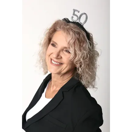 Opaska na pięćdziesiątkę ''50'' z falbanką i perełkami Opaska na pięćdziesiątkę ''50'' z falbanką i perełkami