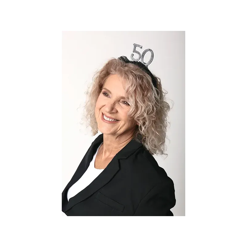 Opaska na pięćdziesiątkę ''50'' z falbanką i perełkami Opaska na pięćdziesiątkę ''50'' z falbanką i perełkami