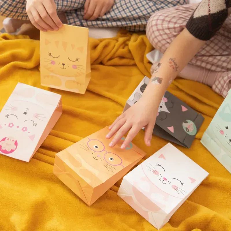 Torebki na cukierki Kotki 6szt. zestaw Torebki na cukierki Kotki 6szt. zestaw