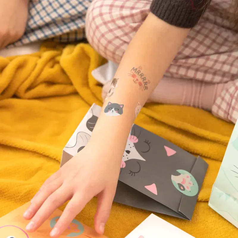 Tatuaże zmywalne Kotki 23szt. zestaw Tatuaże zmywalne Kotki 23szt. zestaw