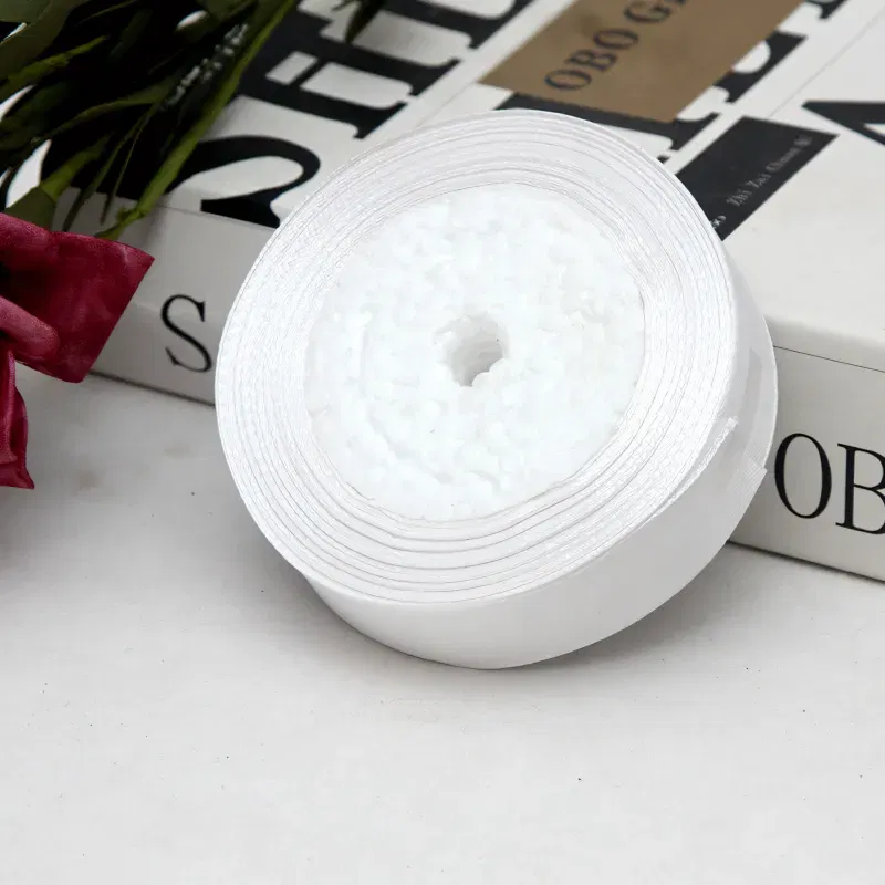 Tasiemka satynowa biała 25mm x 22m