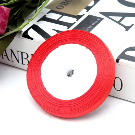 Tasiemka satynowa czerwona 10mm x 22m Tasiemka satynowa czerwona 10mm x 22m