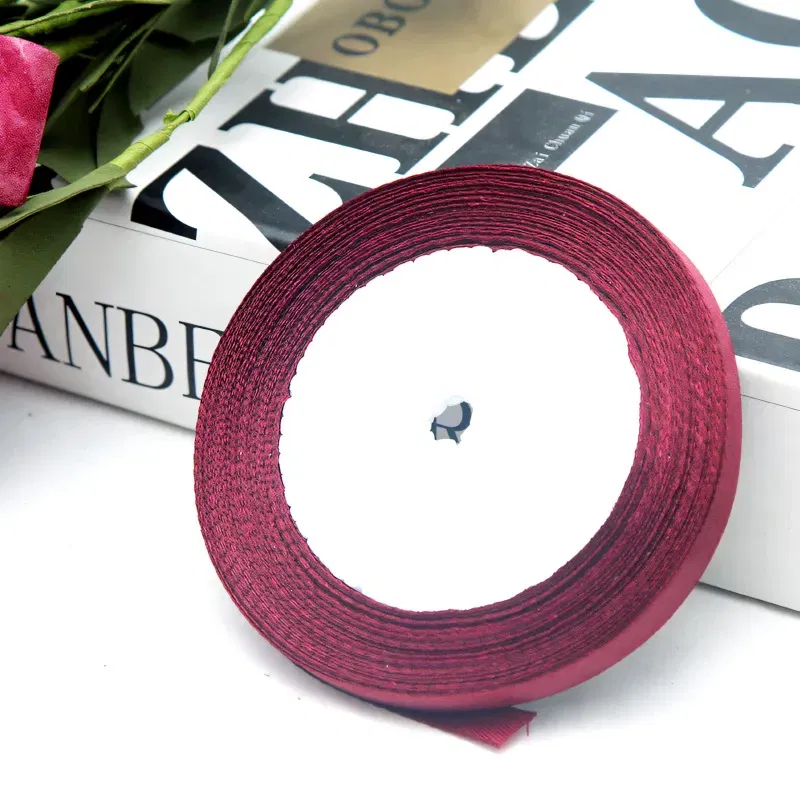 Tasiemka satynowa bordowa 10mm x 22m Tasiemka satynowa bordowa 10mm x 22m