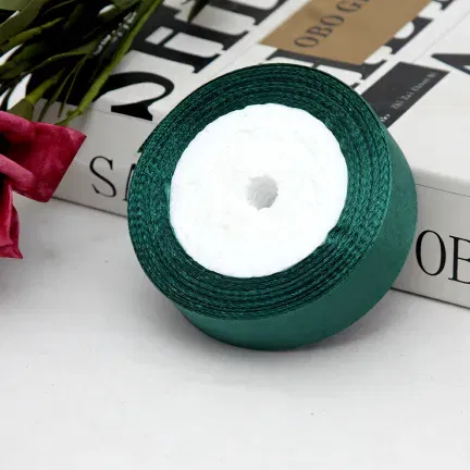 Tasiemka satynowa ciemnozielona 25mm x 22m