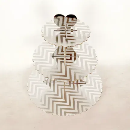 Patera papierowa na ciasto SREBRNA fala Patera papierowa na ciasto SREBRNA fala