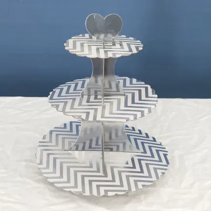 Patera papierowa na ciasto SREBRNA fala Patera papierowa na ciasto SREBRNA fala