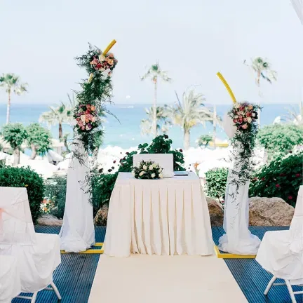 Stojaki metalowe złote ŁUKOWE na balony i dekoracje 2,4m Tło do zdjęć Stojaki metalowe złote ŁUKOWE na balony i dekoracje 2,4m Tło do zdjęć