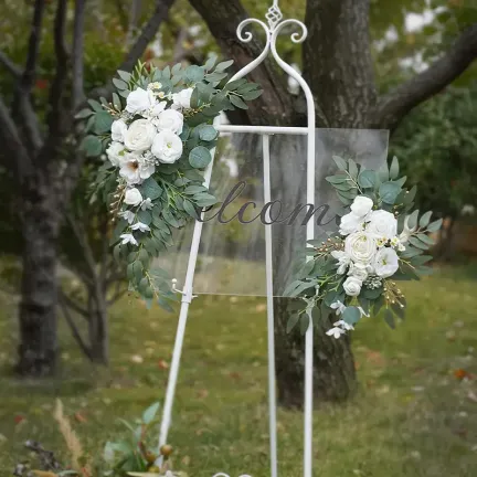 Sztuczne kwiaty do dekoracji BIAŁE kompozycje 2 sztuki Sztuczne kwiaty do dekoracji BIAŁE kompozycje 2 sztuki