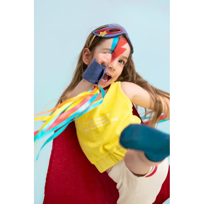 Kredki do malowania twarzy 12szt Kredki do malowania twarzy 12szt