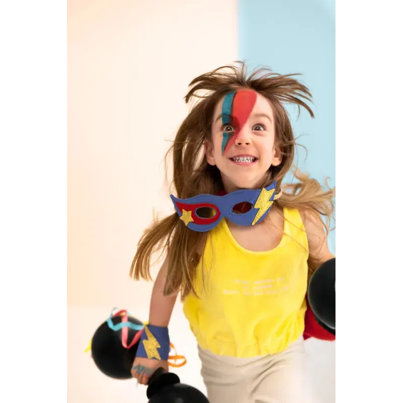 Kredki do malowania twarzy 12szt Kredki do malowania twarzy 12szt