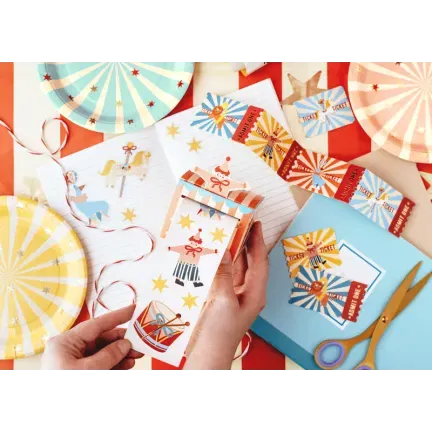 Naklejki i bilety wstępu do cyrku 20+16szt