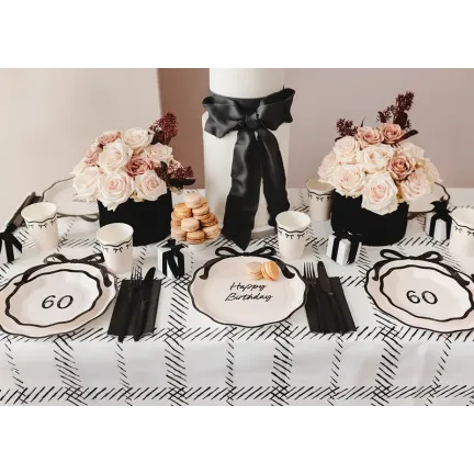 Talerzyki papierowe ''Hello 60'' 18 cm 6szt Talerzyki papierowe ''Hello 60'' 18 cm 6szt