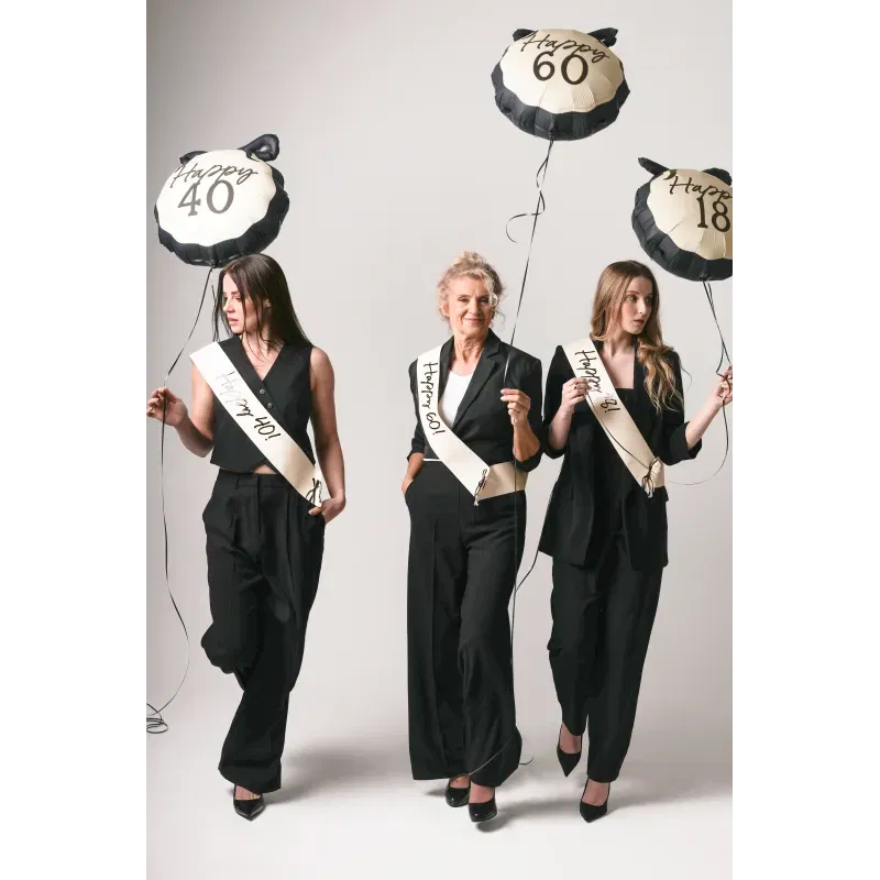 Balon foliowy pastylka Happy ''60'' 47.5x45 cm Balon foliowy pastylka Happy ''60'' 47.5x45 cm