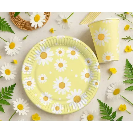 Talerzyki papierowe, żółte, stokrotki, 18 cm, 6 szt. Talerzyki papierowe, żółte, stokrotki, 18 cm, 6 szt.