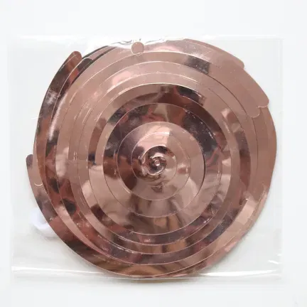 Spirala dekoracyjna na sufit METALICZNE rose gold 6 szt Spirala dekoracyjna na sufit METALICZNE rose gold 6 szt