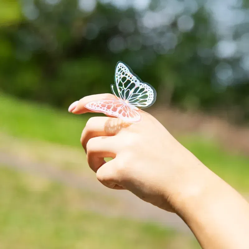 Naklejki na ścianę Motyle holograficzne białe 12 szt.