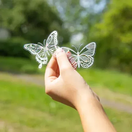 Naklejki na ścianę Motyle holograficzne białe 12 szt.