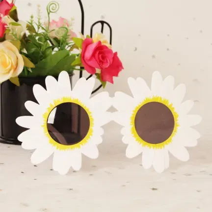 Okulary dzięcięce białe kwiatki STOKROTKI Okulary dzięcięce białe kwiatki STOKROTKI