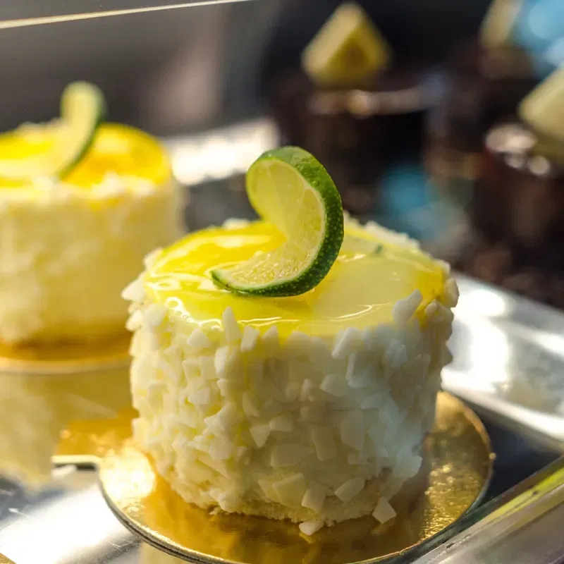 Tacka bankietowa z rączką owalna 10cm 1szt. Tacka bankietowa z rączką owalna 10cm 1szt.