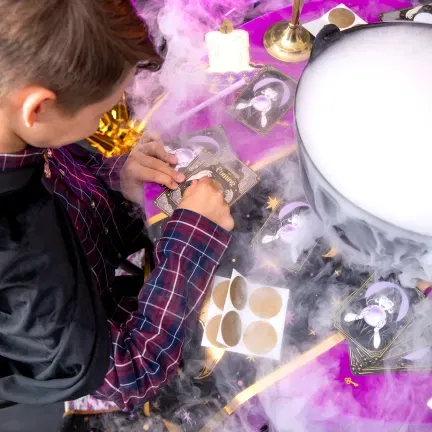 Karty zdrapki z wróżbami Andrzejkowe wróżby