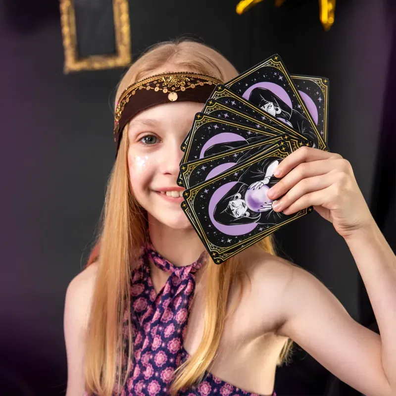 Karty zdrapki z wróżbami Andrzejkowe wróżby