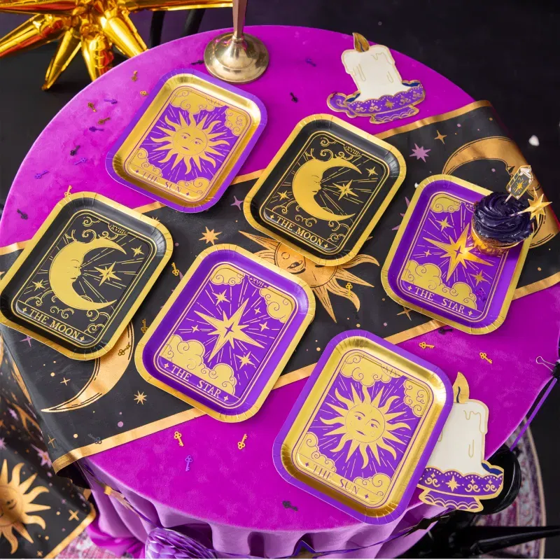 Talerzyki papierowe Andrzejki 6 szt.