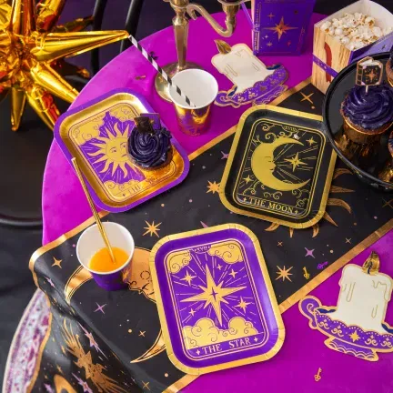 Talerzyki papierowe Andrzejki 6 szt.